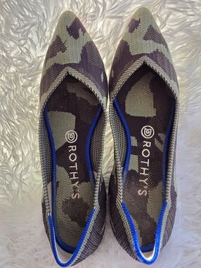 Rothy's Women's Pointed Knit Flat in Green Camo 9
